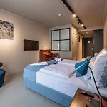 Barka Galeria Hotel Es Etterem Bed & Breakfast