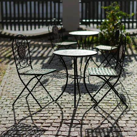 Barka Galeria Es Etterem Tállya