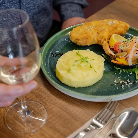 Nocleg ze śniadaniem Barka Galeria Es Etterem