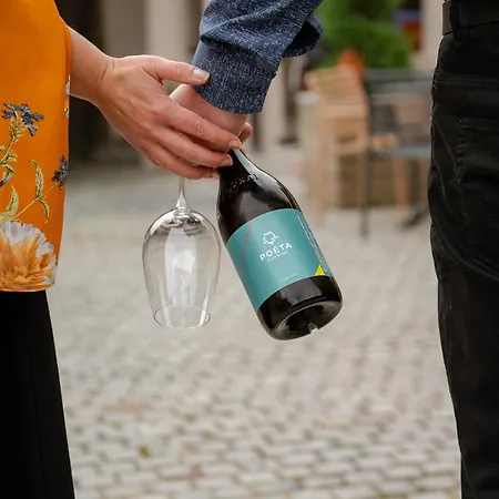 Barka Galeria Es Etterem Tállya