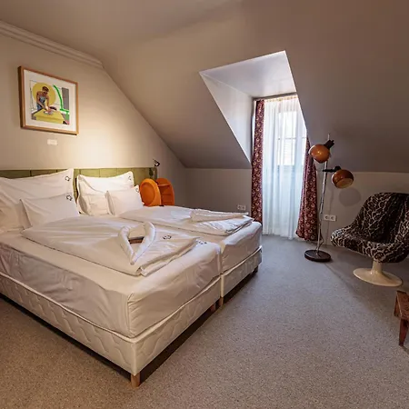 Barka Galeria Es Etterem