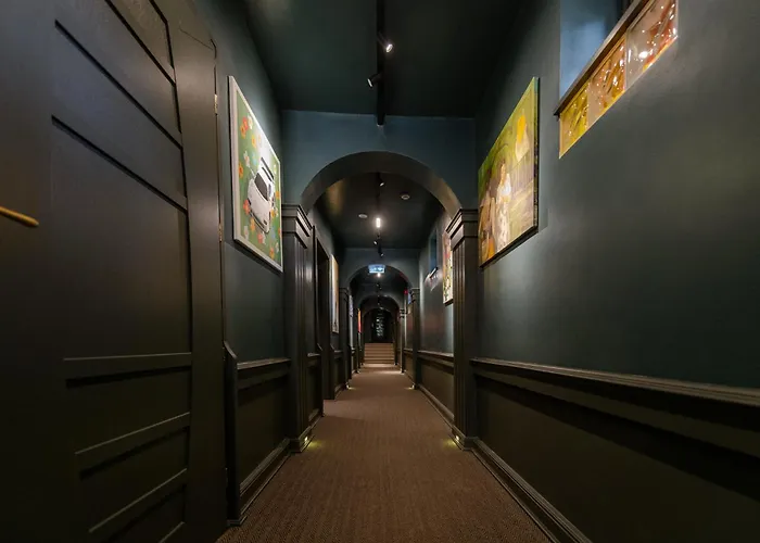Barka Galeria Es Etterem Отель типа 