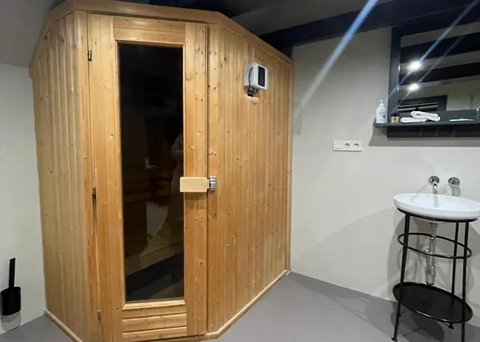 Barka Galeria Es Etterem 4* Tallya